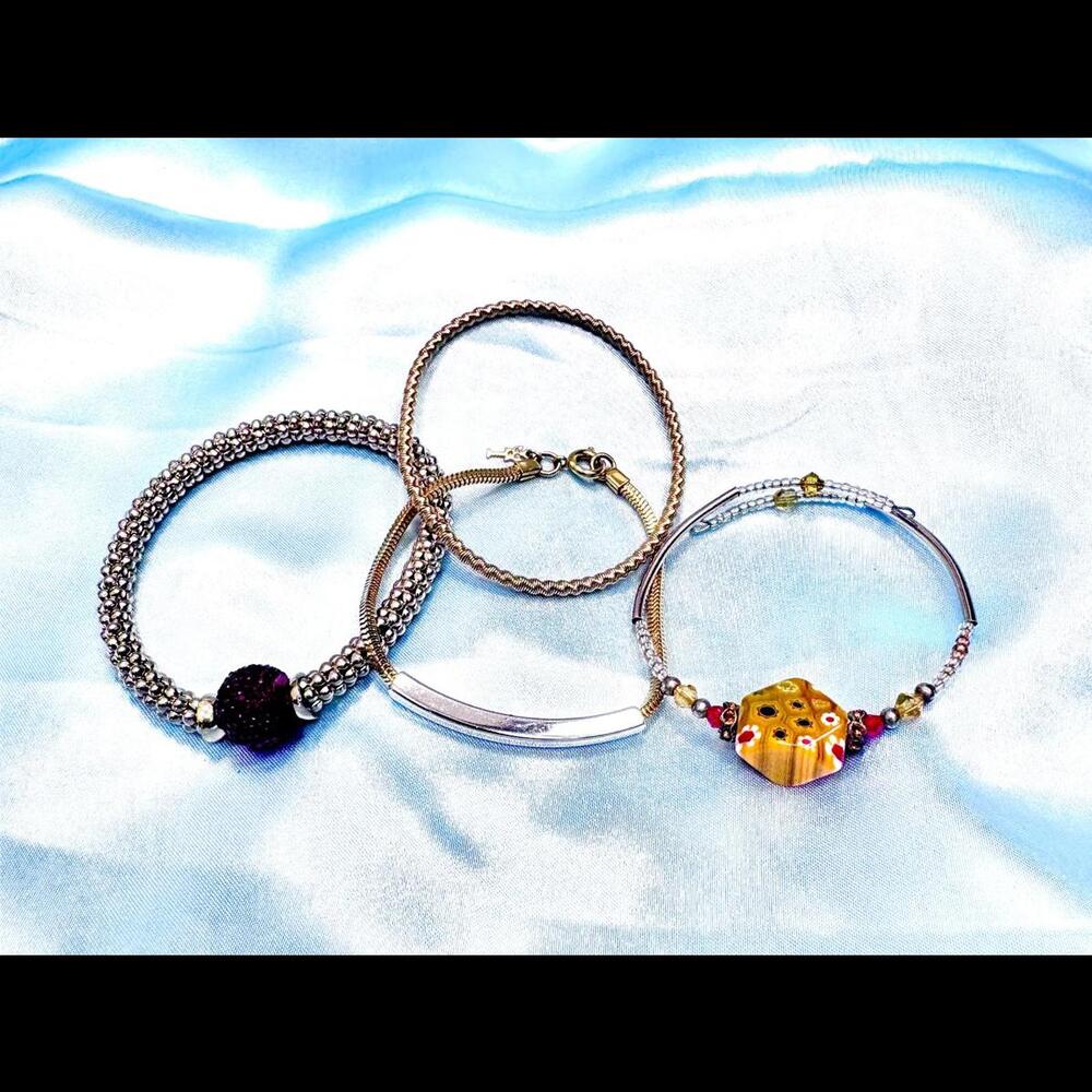 4 BRACELET COLLECTION $5